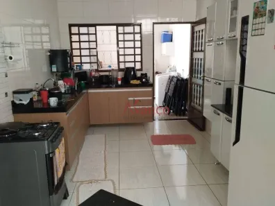 Casa com 3 Quartos à venda, 144m² no Jardim Nunes, São José do Rio Preto