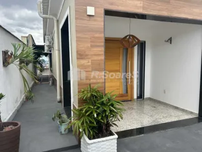 Casa com 2 Quartos à venda, 300m² no Brás de Pina, Rio de Janeiro