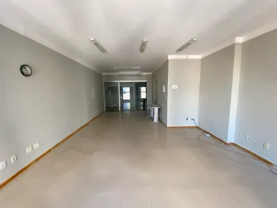 Sala Comercial para alugar, 48m² no Cremação, Belém