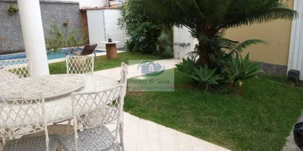 Casa de Condomínio com 5 Quartos à venda, 360m² no Vargem Grande, Rio de Janeiro