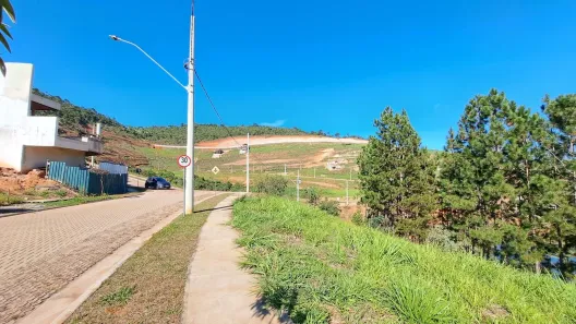 Lote/Terreno à venda, 565m² no Vina Del Mar, Juiz de Fora