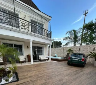 Casa com 4 Quartos para alugar, 196m² no Recreio dos Bandeirantes, Rio de Janeiro