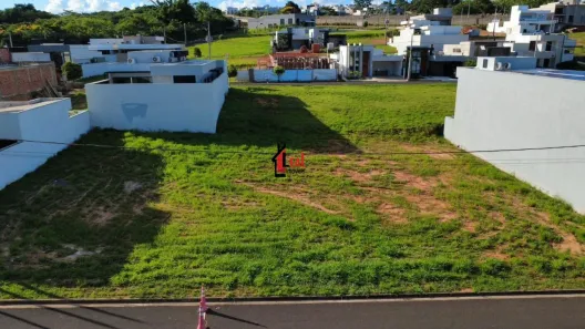 Lote/Terreno à venda, 300m² no Centro, Presidente Prudente