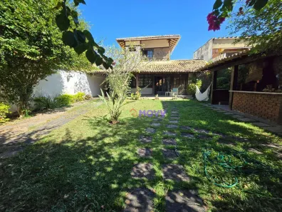 Sobrado com 4 Quartos à venda, 219m² no Piratininga, Niterói