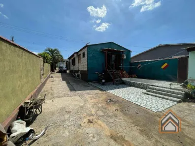 Casa com 7 Quartos à venda, 300m² no Piratini, Alvorada