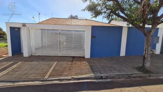 Casa com 3 Quartos à venda, 196m² no Brasília, Ibiporã