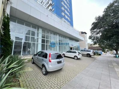 Imóvel Comercial para venda ou aluguel, 415m² no Nossa Senhora de Lourdes, Caxias do Sul