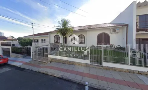 Casa com 3 Quartos à venda, 124m² no Barreiros, São José
