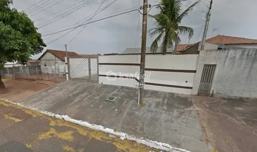 Casa com 3 Quartos à venda, 156m² no Jardim Jockey Club, Campo Grande