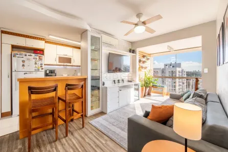 Apartamento com 2 Quartos à venda, 69m² no Passo da Areia, Porto Alegre