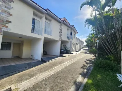 Casa de Condomínio com 3 Quartos à venda, 77m² no Jardim Ivana, São Paulo