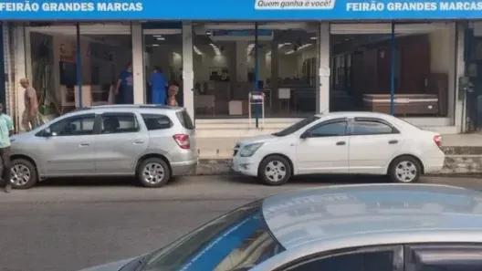 Prédio Comercial para venda ou aluguel, 720m² no Vilar dos Teles, São João de Meriti