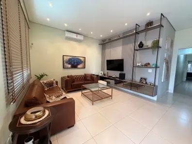 Casa de Condomínio com 3 Quartos à venda, 185m² no Lagoinha, Uberlândia