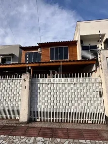Sobrado com 2 Quartos para alugar, 60m² no Areias, Tijucas