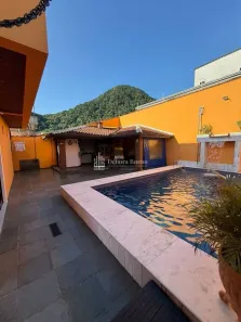 Casa com 4 Quartos à venda, 340m² no Canto do Forte, Praia Grande