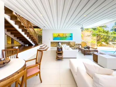 Casa com 6 Quartos à venda, 800m² no Ferradura, Armação dos Búzios