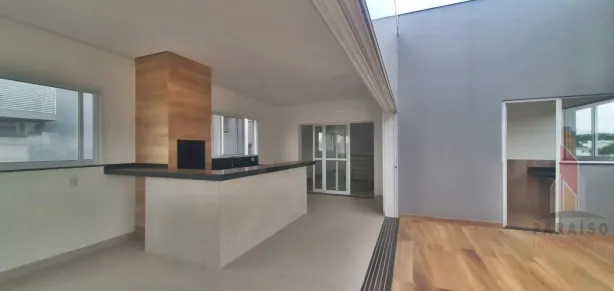 Cobertura com 4 Quartos à venda, 225m² no Copacabana, Uberlândia