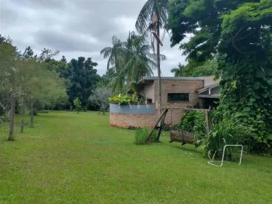 Fazenda/Sítio com 3 Quartos à venda, 300m² no Shangri-lá, Londrina