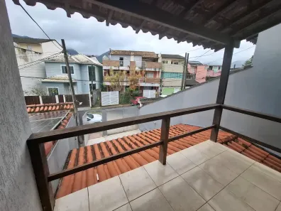 Casa de Condomínio com 3 Quartos para alugar, 90m² no Vargem Grande, Rio de Janeiro