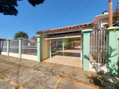 Casa com 5 Quartos à venda, 268m² no Jardim Internorte, Maringá