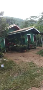 Fazenda/Sítio com 3 Quartos à venda, 1200m² no , Sapucaí-Mirim