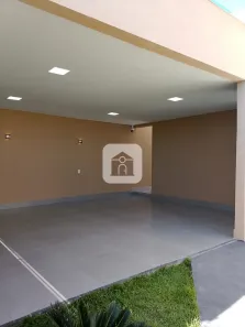 Casa com 4 Quartos à venda, 145m² no Laranjeiras, Uberlândia