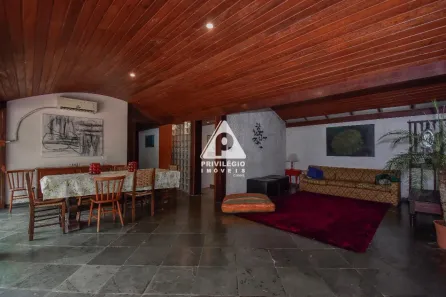 Casa com 6 Quartos à venda, 498m² no Cosme Velho, Rio de Janeiro
