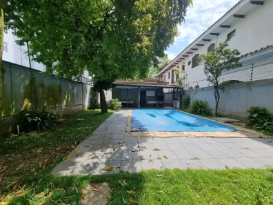 Casa com 4 Quartos à venda, 300m² no Pitangueiras, Guarujá
