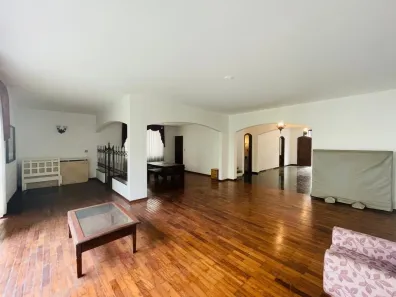 Sobrado com 4 Quartos à venda, 387m² no Vila Madalena, São Paulo