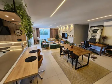 Apartamento com 3 Quartos à venda, 224m² no Centro, Florianópolis