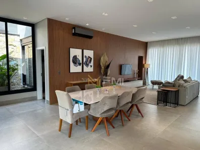 Casa de Condomínio com 3 Quartos à venda, 252m² no Jardim García, Campinas