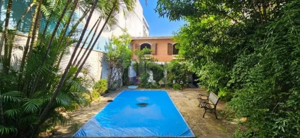 Casa com 6 Quartos à venda, 400m² no Petrópolis, Porto Alegre