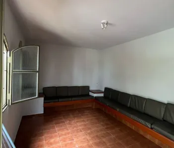 Imóvel Comercial com 3 Quartos à venda, 270m² no Saraiva, Uberlândia