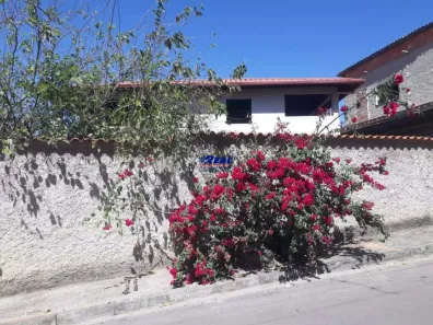 Casa com 3 Quartos para alugar, 55m² no Recanto da Lagoa - 2ª Seção, Ibirité