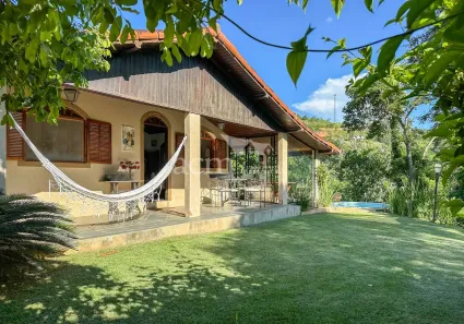 Casa de Condomínio com 3 Quartos à venda, 2500m² no , Areal