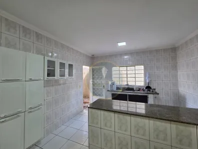Casa com 3 Quartos à venda, 110m² no Jardim Maracanã, Uberaba