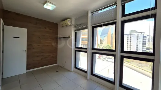 Sala Comercial à venda, 32m² no Centro, Florianópolis