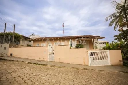 Casa com 4 Quartos à venda, 220m² no Itoupava Norte, Blumenau