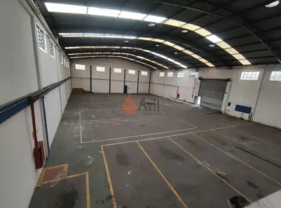 Imóvel Comercial para alugar, 850m² no Vila Paranaguá, São Paulo