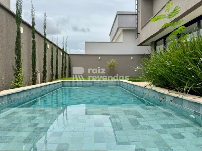 Casa de Condomínio com 4 Quartos à venda, 218m² no Jardins Barcelona, Senador Canedo