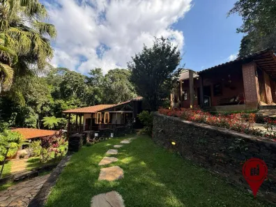 Casa de Condomínio com 4 Quartos à venda, 440m² no Ville de Montagne, Nova Lima