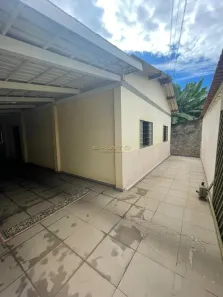 Casa com 3 Quartos à venda, 194m² no De Lourdes, Anápolis