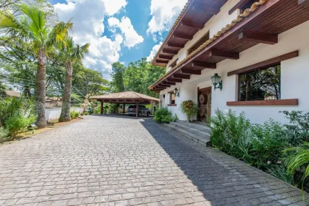 Casa com 4 Quartos para alugar, 951m² no Granja Viana, Cotia