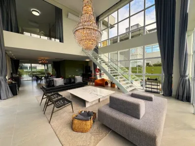 Casa de Condomínio com 3 Quartos à venda, 246m² no Jurerê, Florianópolis