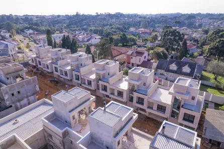 Sobrado com 3 Quartos à venda, 160m² no Santa Felicidade, Curitiba
