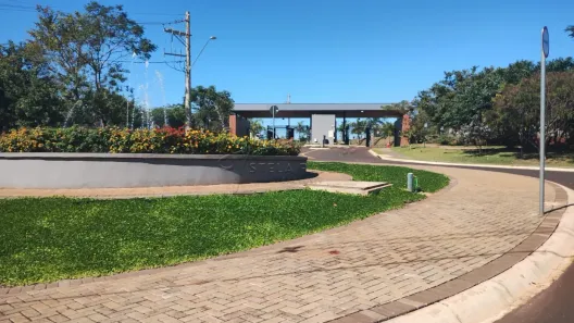 Lote/Terreno à venda, 403m² no Riviera Village, Cravinhos