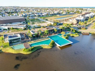 Lote/Terreno à venda, 303m² no XANGRI-LÁ, Xangri-lá