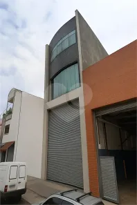Prédio Comercial à venda, 1110m² no Canindé, São Paulo