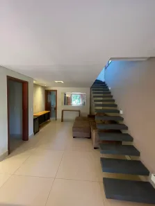 Casa de Condomínio com 4 Quartos para alugar, 350m² no Parque Jatibaia (Sousas), Campinas