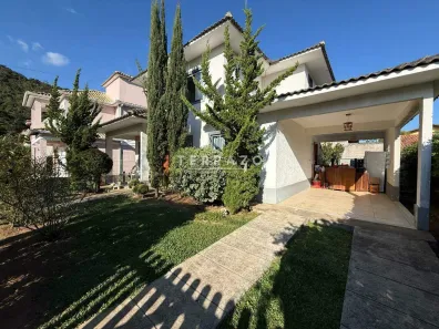 Casa de Condomínio com 3 Quartos à venda, 107m² no Vargem Grande, Teresópolis